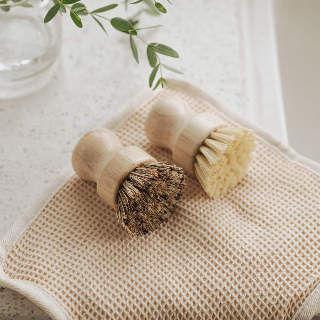 Bamboo Dish Brushes set of 2 washing up scrubbing brushes